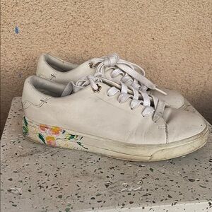 Ted Baker White Leather Sneakers with Floral Sole Accent